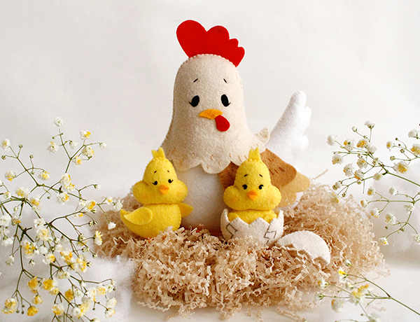 Felt Chicken with little chicks hand sewn ornament