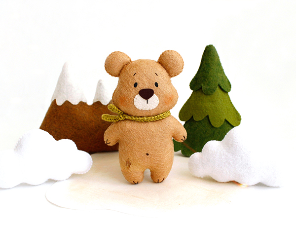 Felt hand sewn PDF tutorial with patterns by FeltCraftsFairyland -