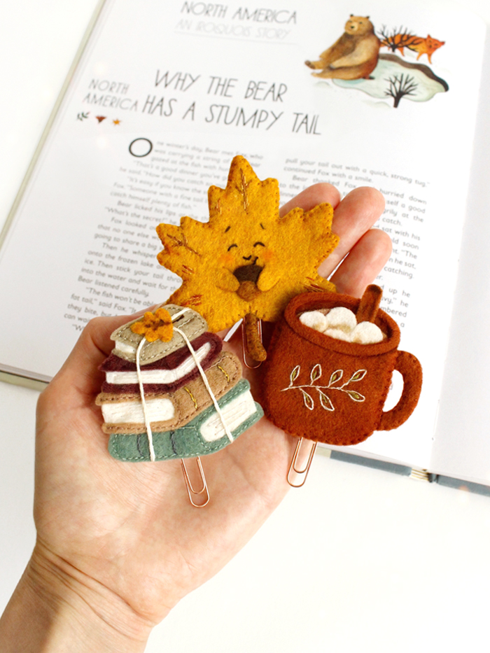 Felt autumn bookmark pattern set with maple leaf, mug, and book stack